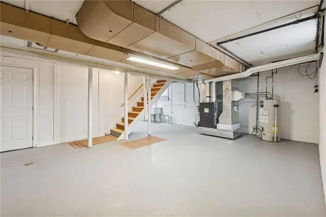 $269,900 | 113 Oak Manor Drive, Natrona Heights, PA 15065