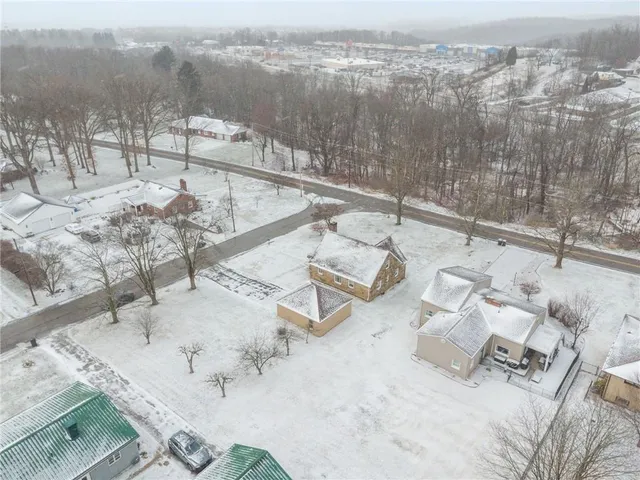 $269,900 | 113 Oak Manor Drive, Natrona Heights, PA 15065