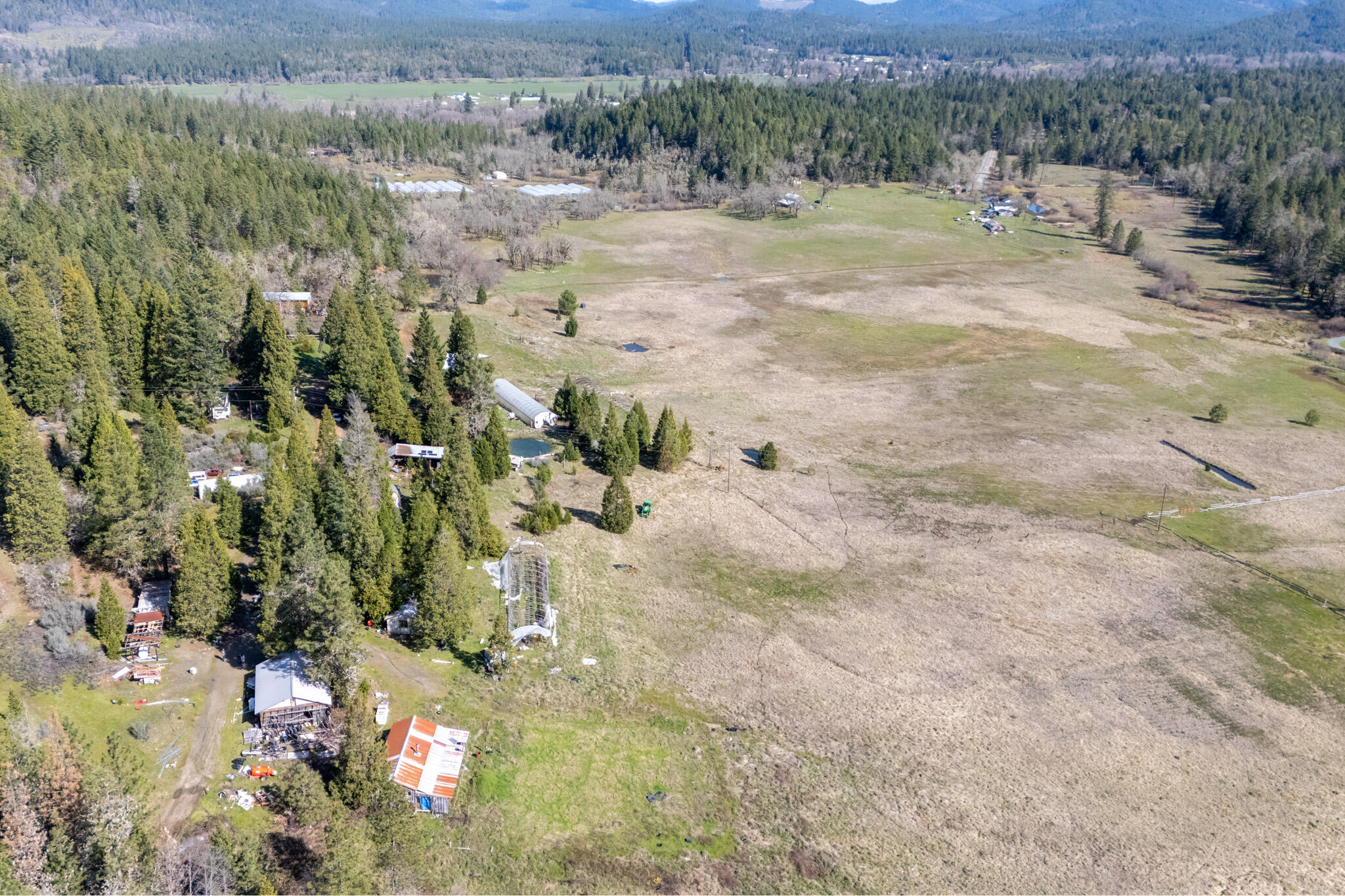 297 Warren Road Selma, OR 97538 - Photo 2 of 14 DJI_20240327203006_0242_D-HDR