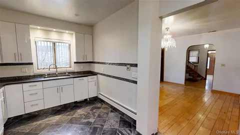 $775,000 | 217 Lincoln Avenue, Rockville Centre, NY 11570