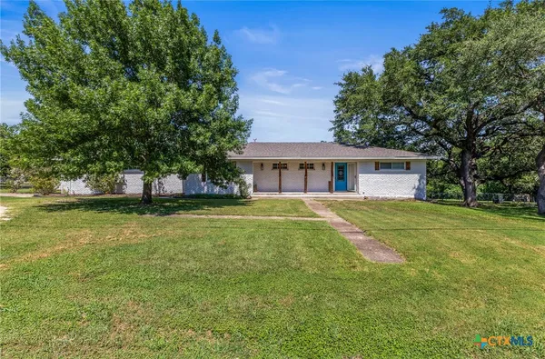 $400,000 | 1305 South Old Temple Road, Lorena, TX 76655