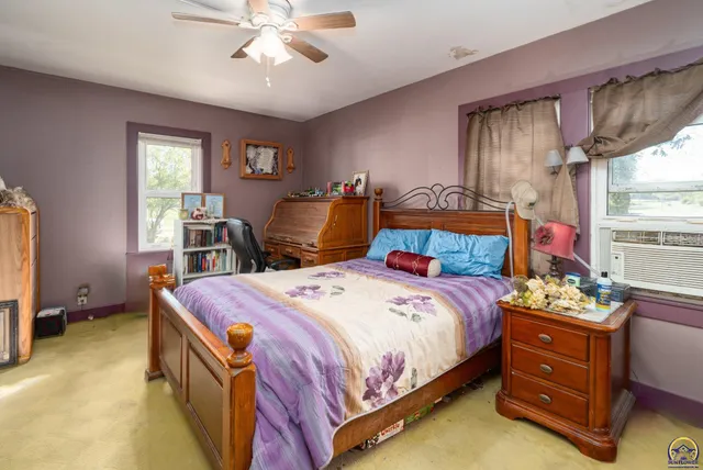 $329,500 | 7632 K-92 Highway, Ozawkie, KS 66070