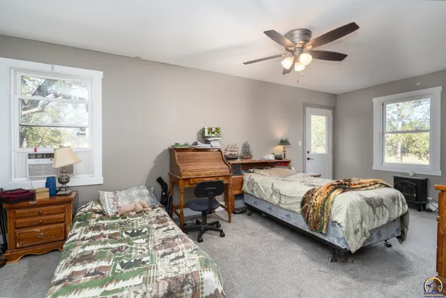 $329,500 | 7632 K-92 Highway, Ozawkie, KS 66070