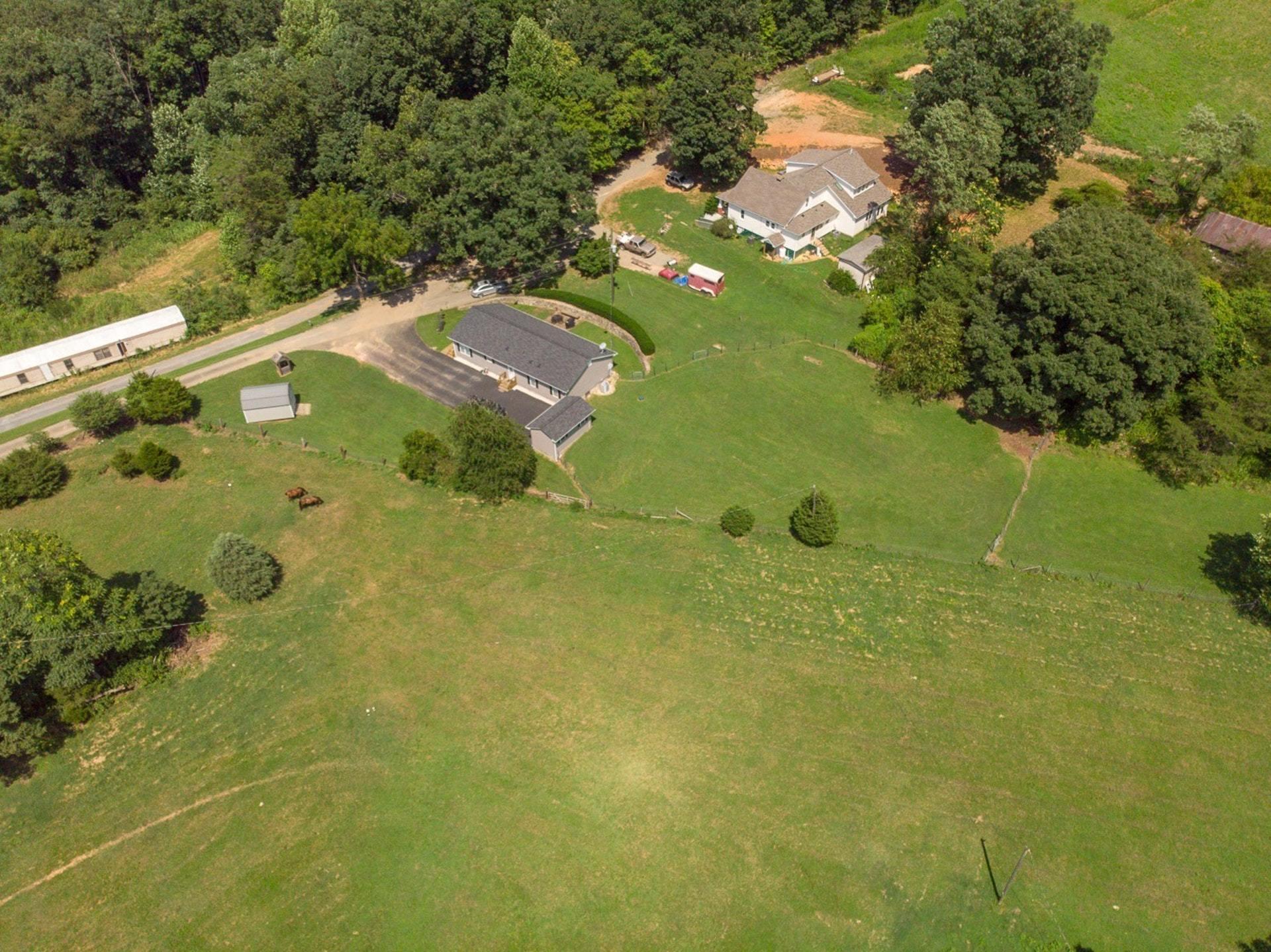 3762 Spradlin Road Goodview, VA 24095 - Photo 4 of 36 a view of a yard
