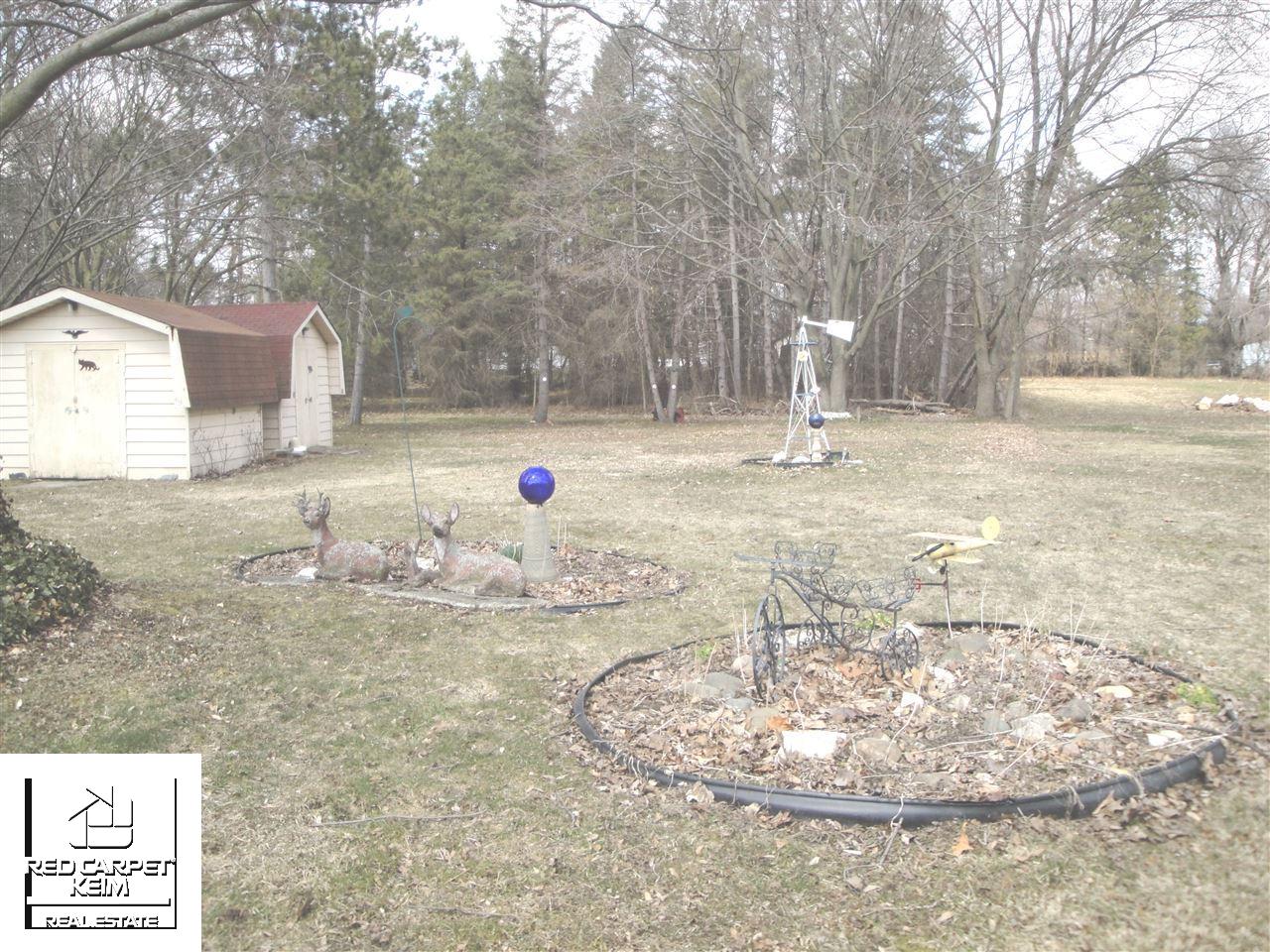 8275 Davison Road Davison, MI 48423 - Photo 13 of 13 21435488-12.JPG