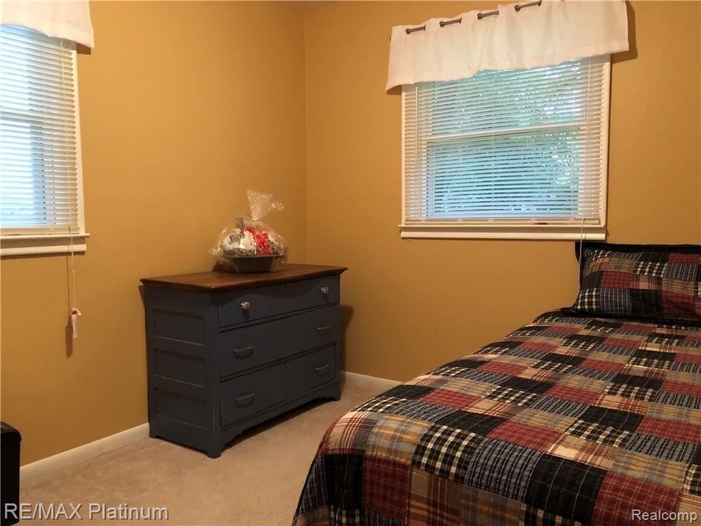 1436 Booth Street Howell, MI 48843 - Photo 8 of 17 Bedroom 2