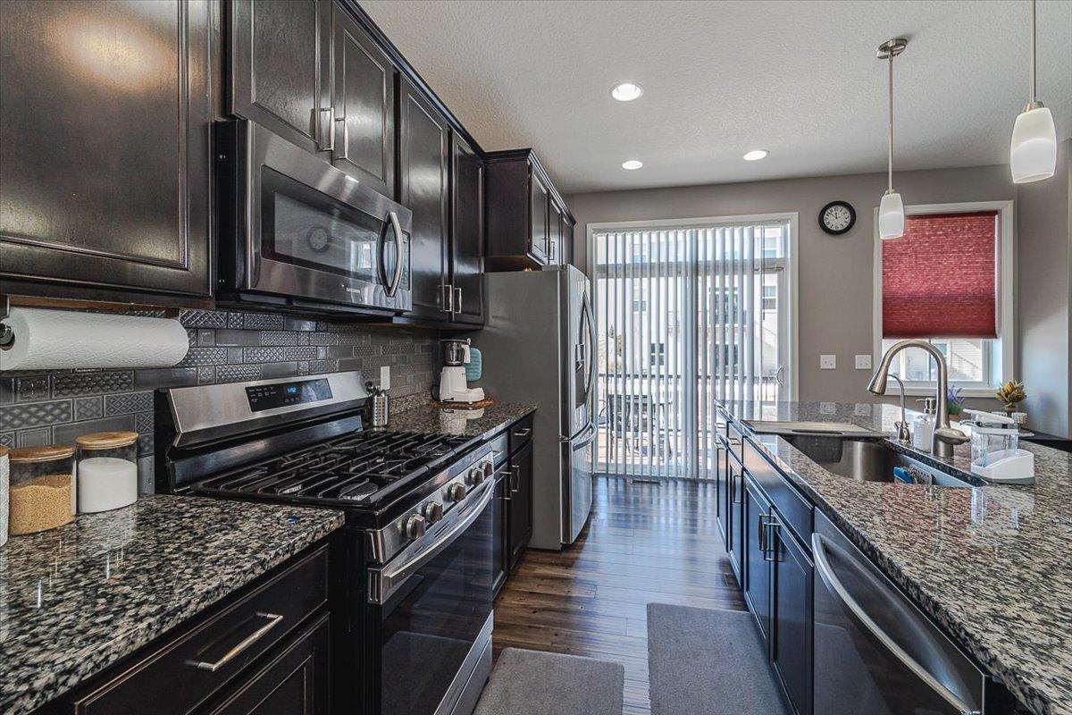6972 Archer Trail Inver Grove Heights, MN 55077 - Photo 7 of 33