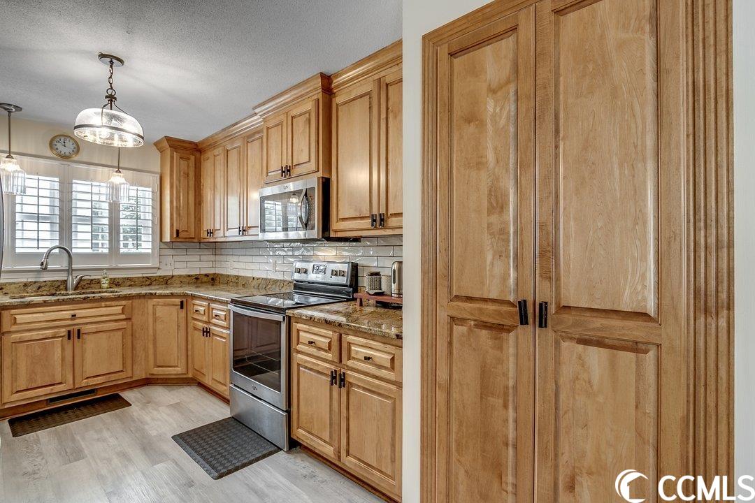 223 Lander Drive Conway, SC 29526 - Photo 9 of 34