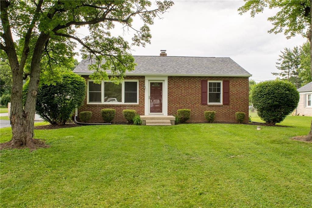 290 West Roberts Road Indianapolis, IN 46217 - Photo 1 of 24 Gallery Image 1