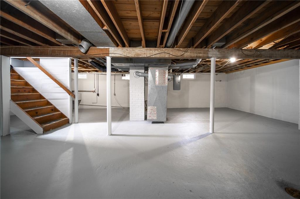 290 West Roberts Road Indianapolis, IN 46217 - Photo 22 of 24 Gallery Image 22