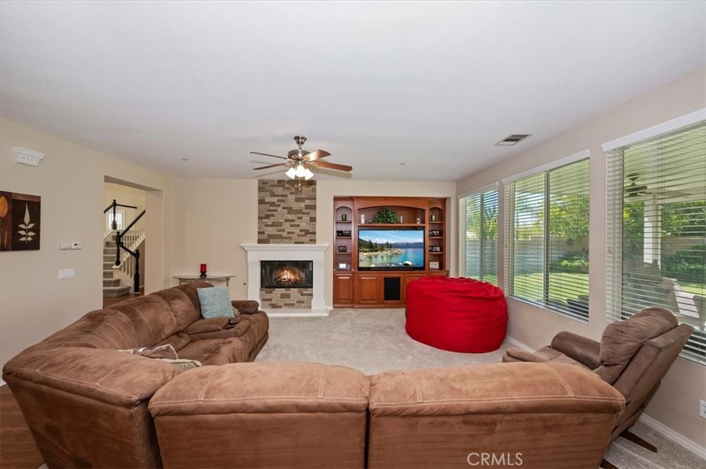19662 Shadowbrook Way Riverside, CA 92508 - Photo 11 of 55 Family room