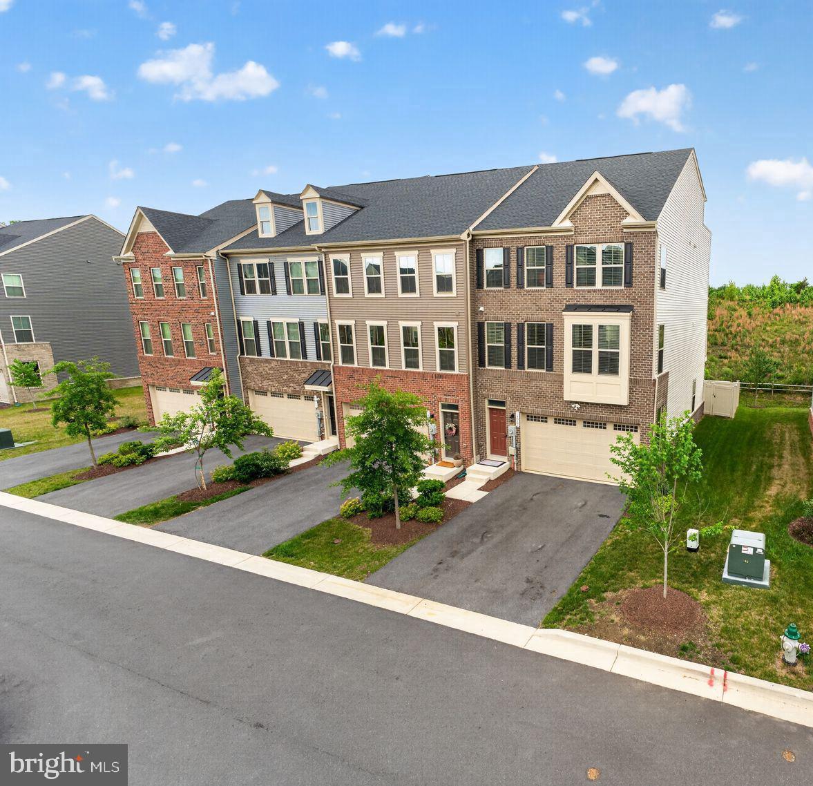 14963 Ring House Road, Unit D Brandywine, MD 20613 - Photo 2 of 31 OVER 3,000 SQUARE FEET OF GRAND LIVING SPACE