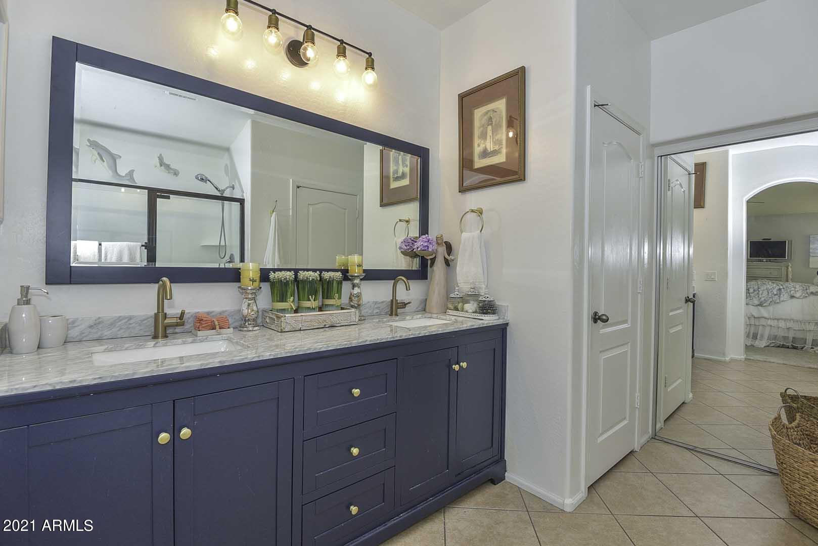 2638 East Ridge Creek Road Phoenix, AZ 85024 - Photo 39 of 57 Master Bath