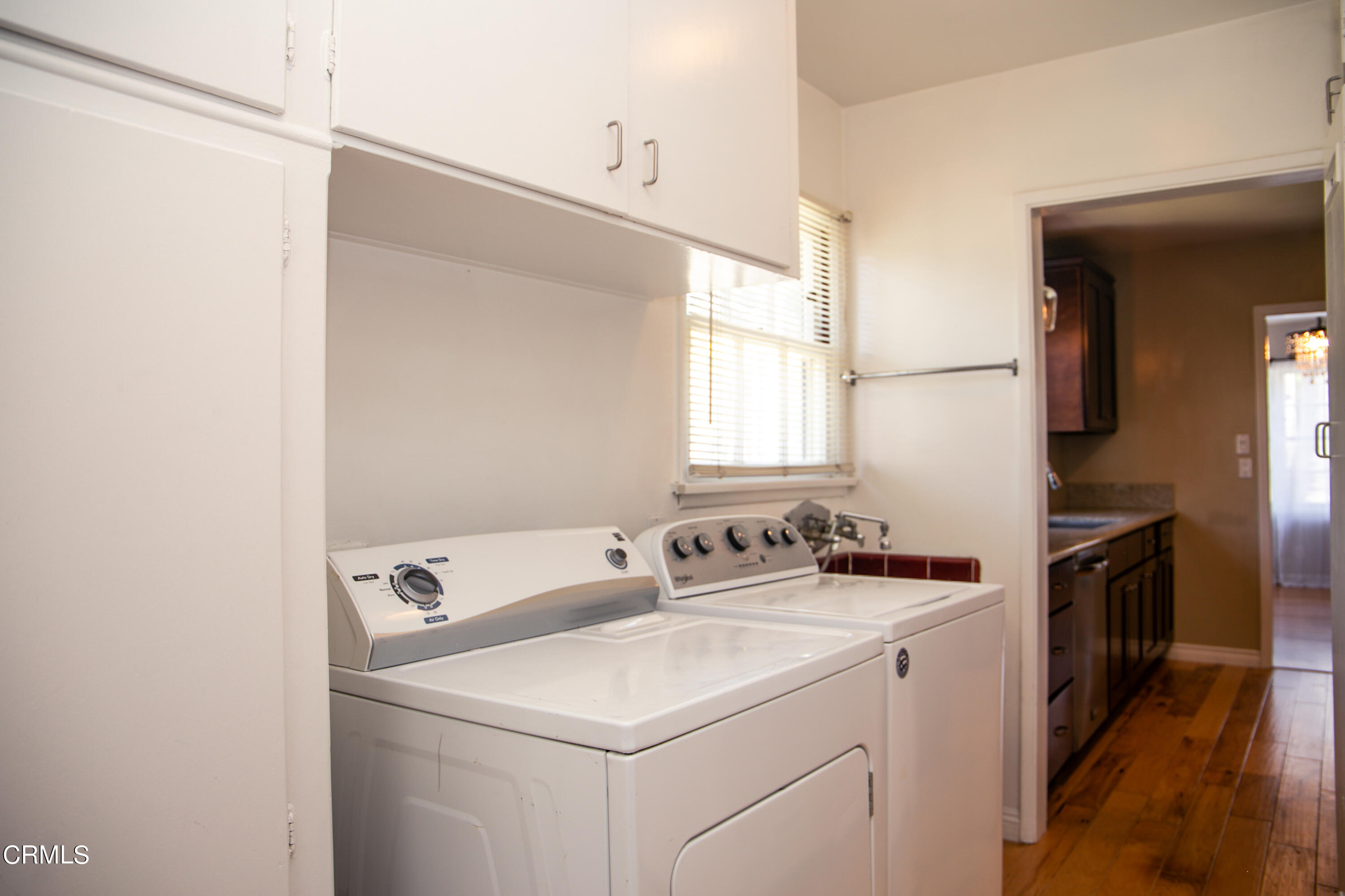 7601 Flight Avenue Los Angeles, CA 90045 - Photo 13 of 36 a utility room with dryer and washer