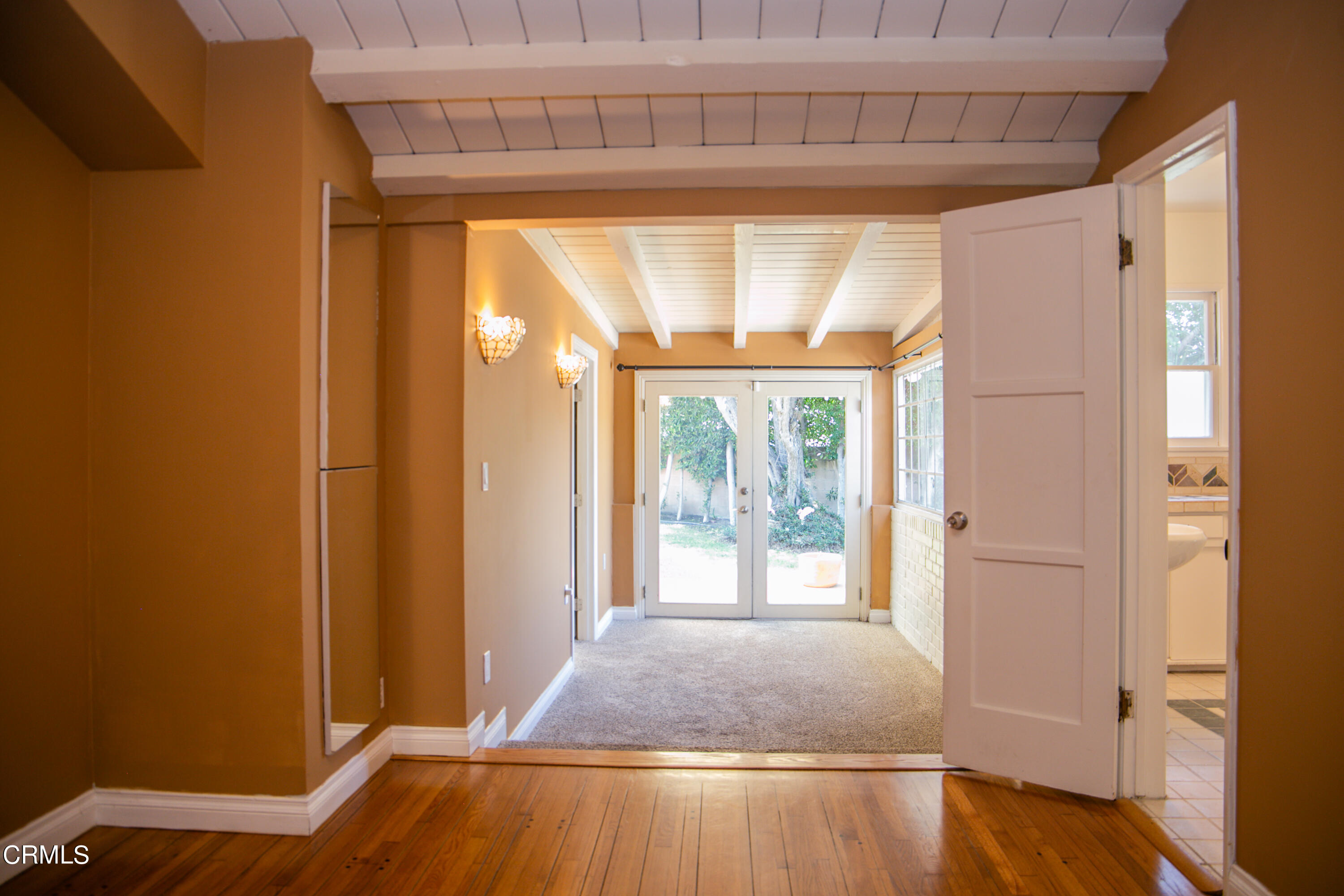 7601 Flight Avenue Los Angeles, CA 90045 - Photo 15 of 36 a view of bedroom and front door