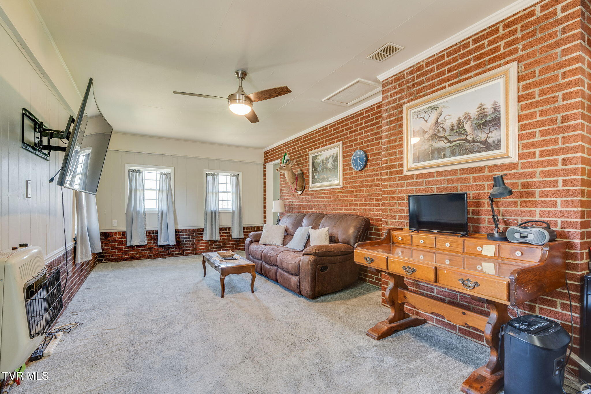 444 Lenoir Road Kingsport, TN 37660 - Photo 13 of 40 012