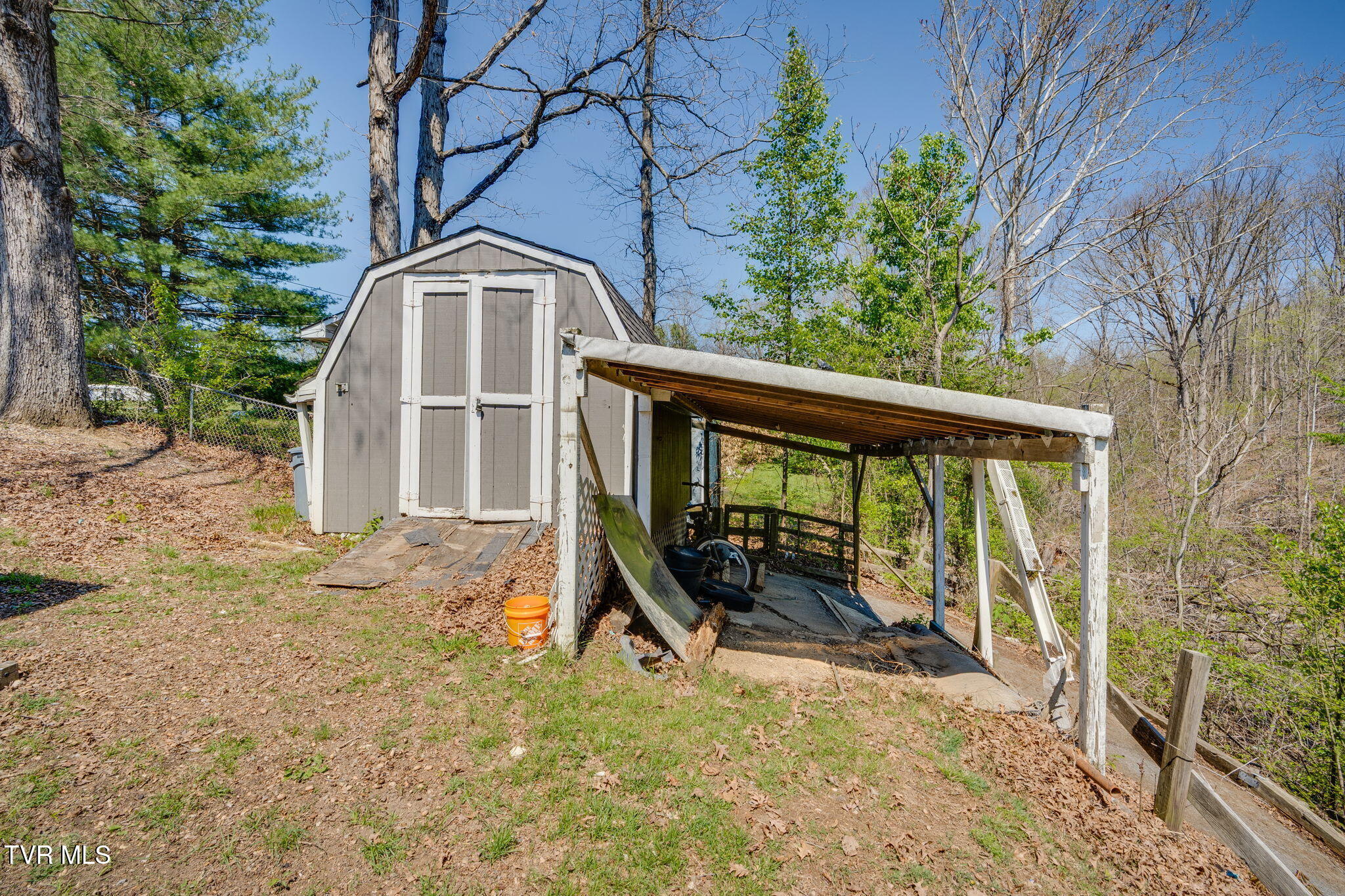 444 Lenoir Road Kingsport, TN 37660 - Photo 32 of 40 031