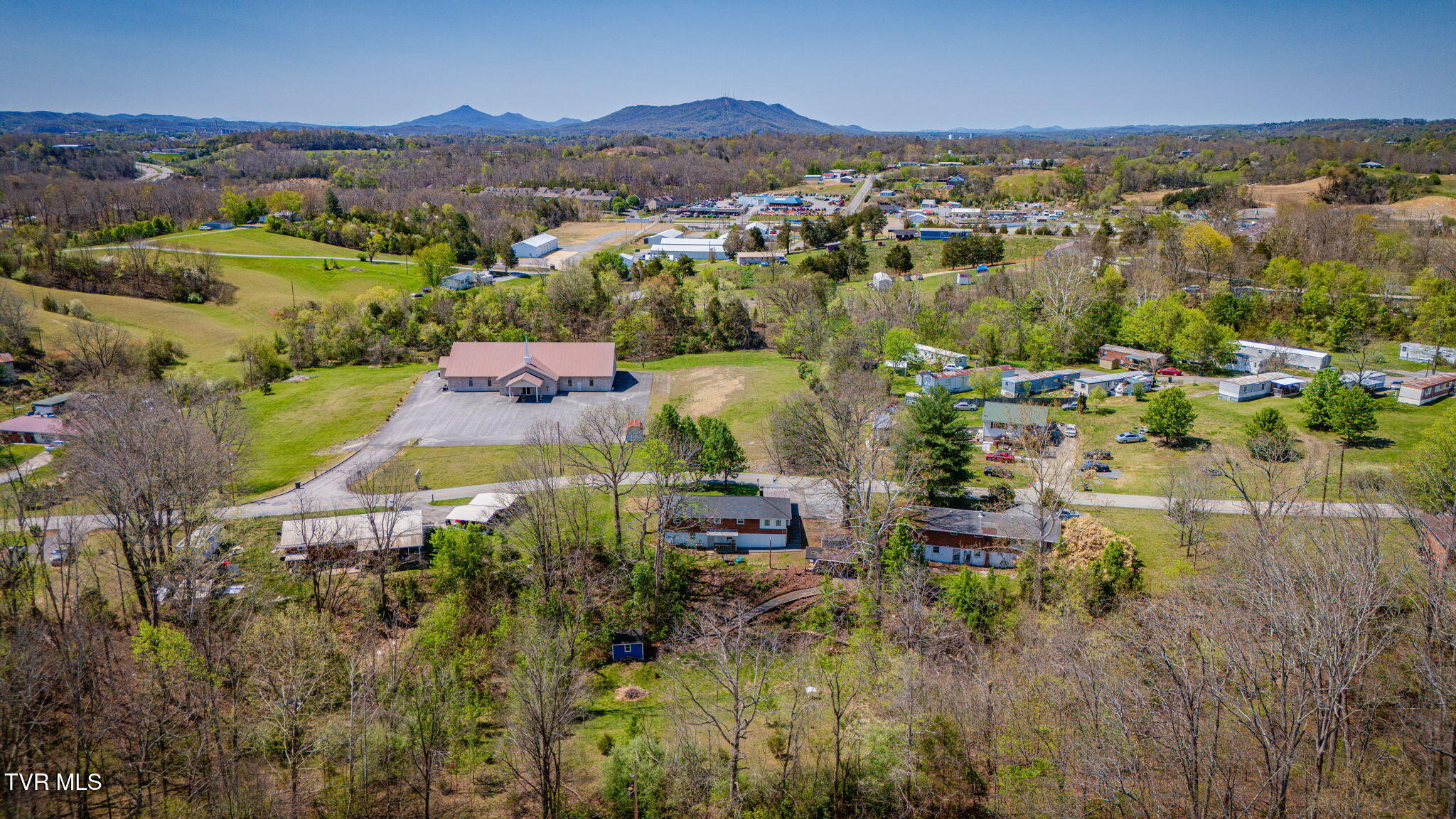 444 Lenoir Road Kingsport, TN 37660 - Photo 38 of 40 106