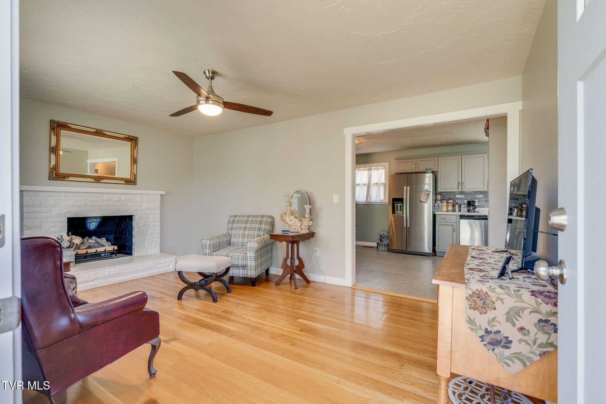 444 Lenoir Road Kingsport, TN 37660 - Photo 5 of 40 004