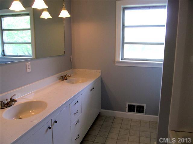 20945 Austin Road Albemarle, NC 28001 - Photo 10 of 16 Gallery Image 10