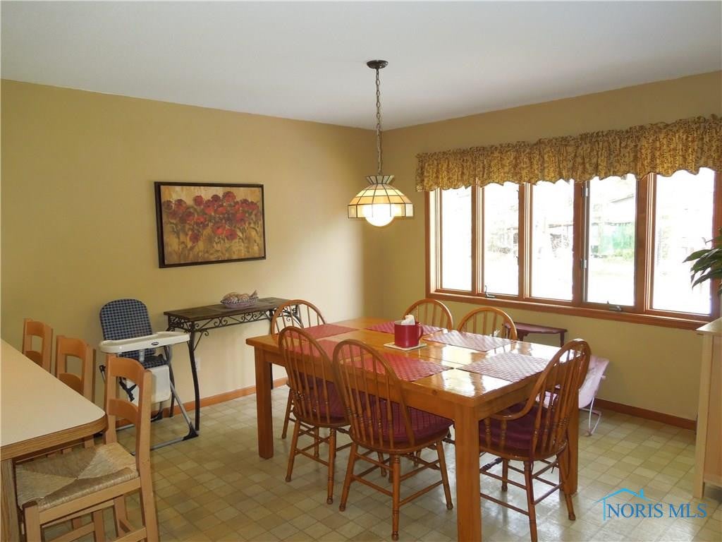 2530 Gradwohl Road Toledo, OH 43617 - Photo 13 of 35 Gallery Image 13