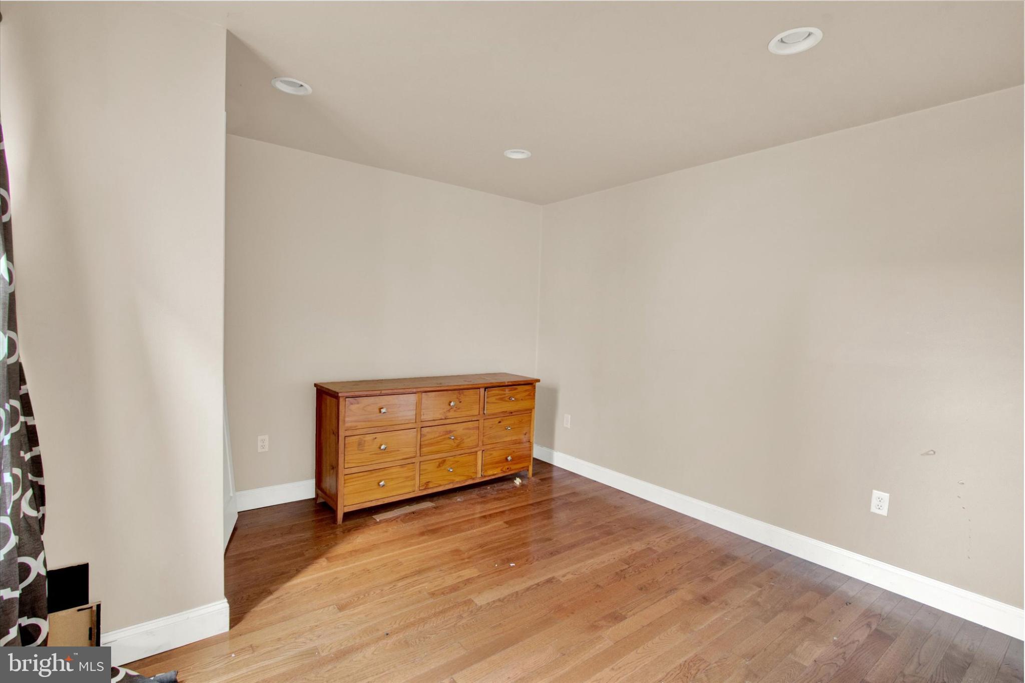 531 Chestnut Street, Unit 1 Reading, PA 19602 - Photo 6 of 6 Bright and airy space ready for your vision.