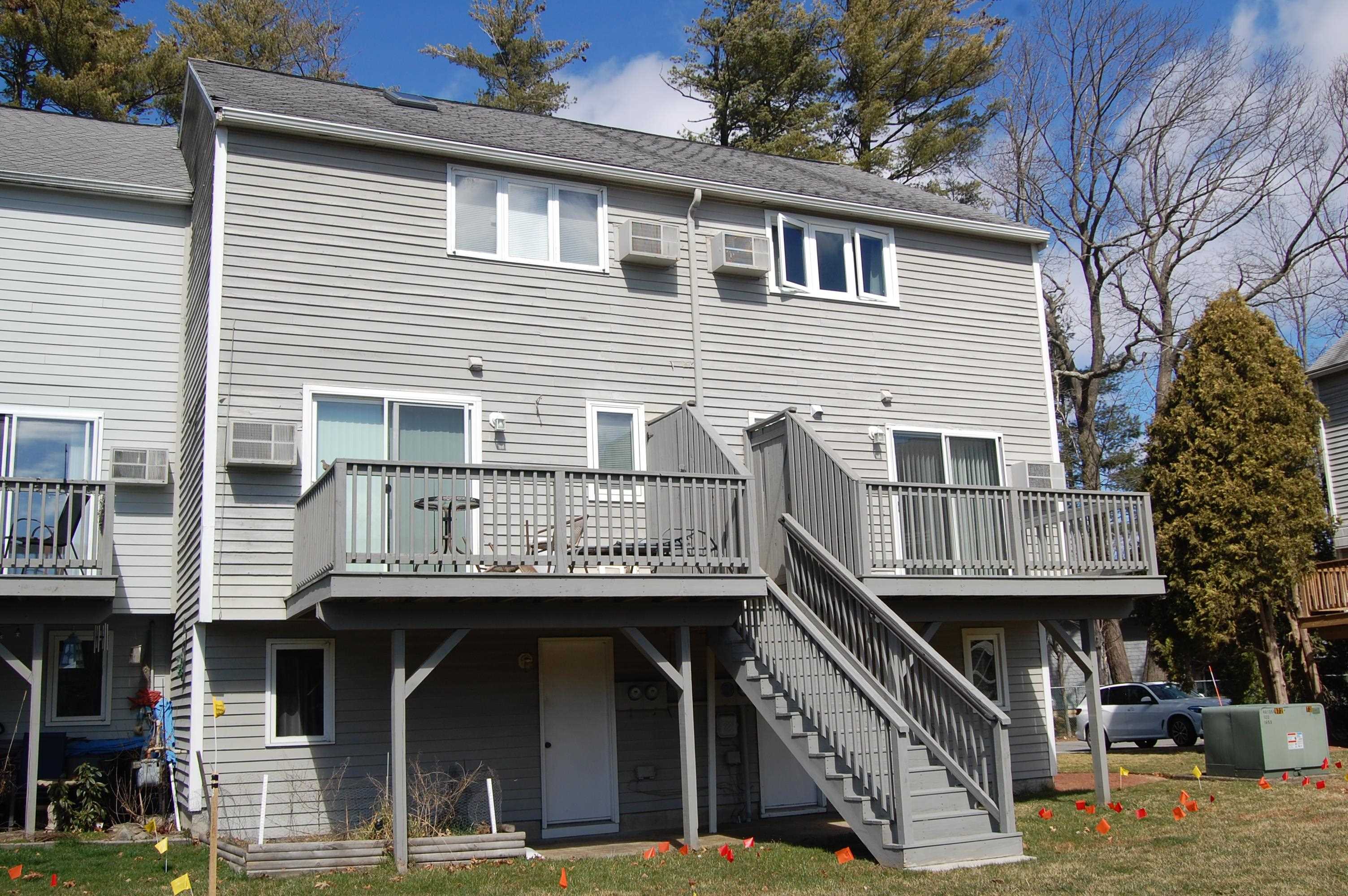 53 Profile Circle Nashua, NH 03063 - Photo 8 of 18