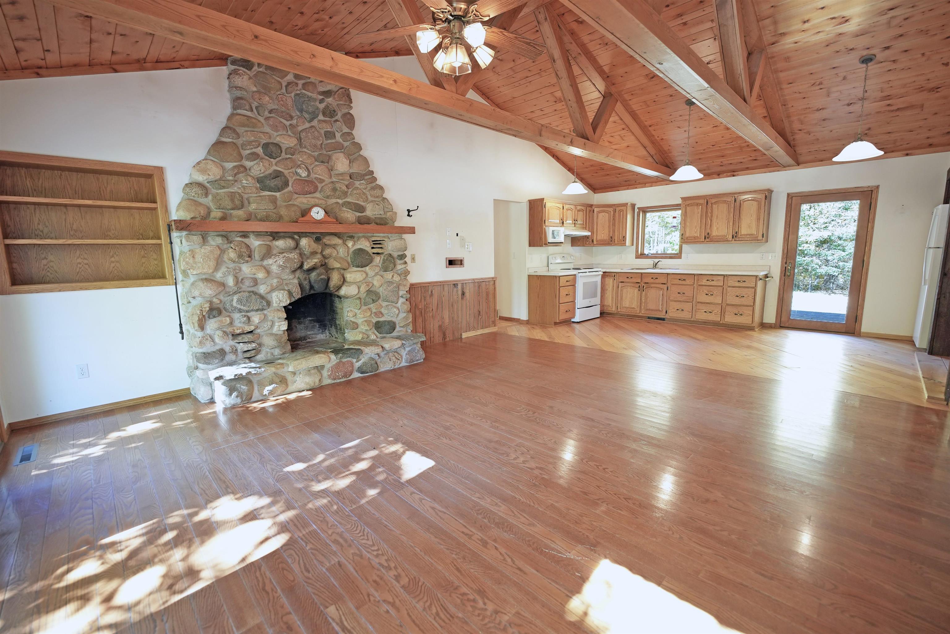 N8968 Four Lakes Road Wausaukee, WI 54177 - Photo 2 of 25 Gallery Image 2