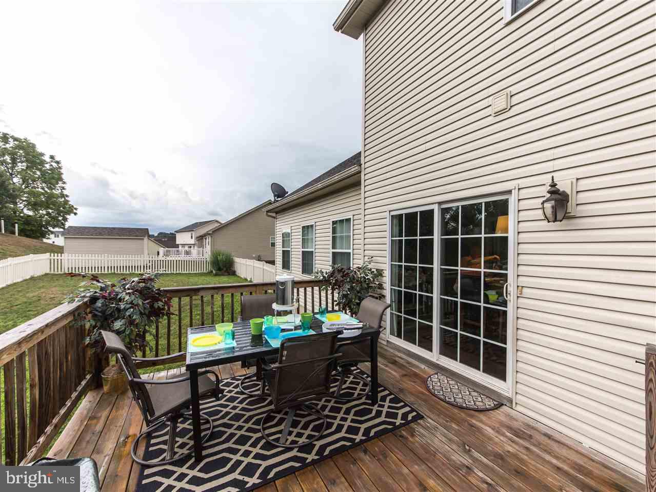2155 Carriage Run Road York, PA 17408 - Photo 4 of 35 Gallery Image 4