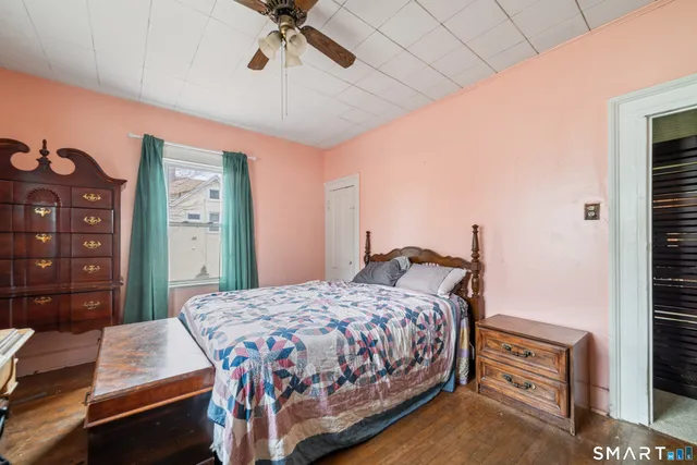 $395,000 | 80 Ward Street, Naugatuck, CT 06770