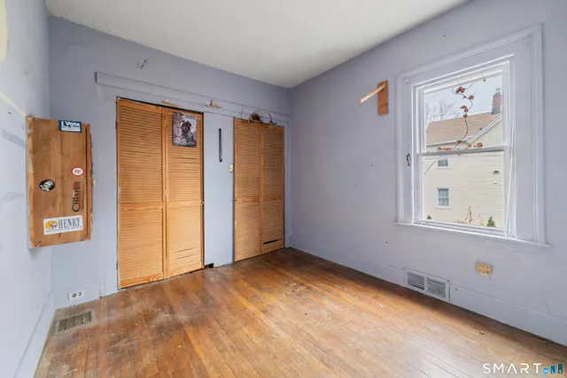 $395,000 | 80 Ward Street, Naugatuck, CT 06770