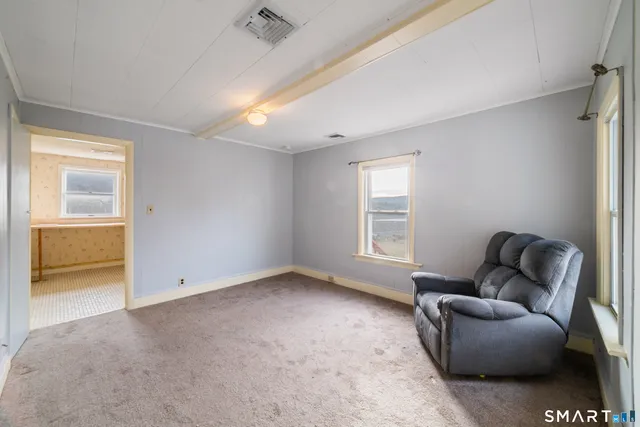 $395,000 | 80 Ward Street, Naugatuck, CT 06770