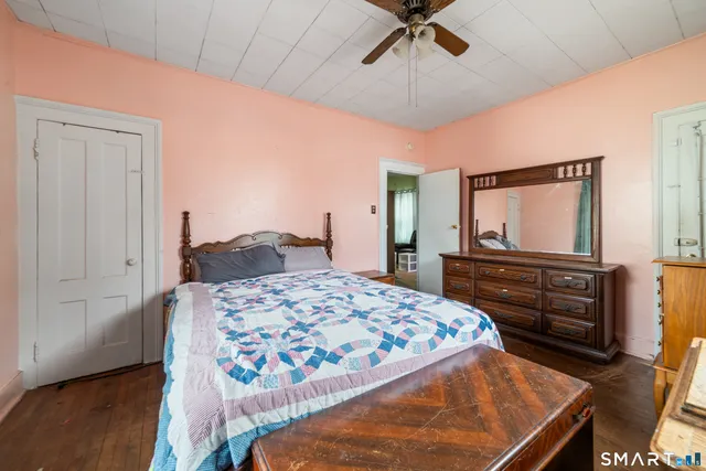 $395,000 | 80 Ward Street, Naugatuck, CT 06770