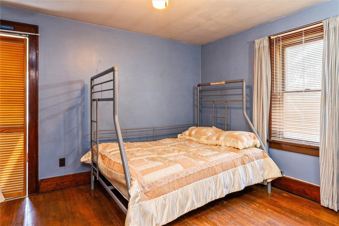 273 Benton Street Rochester, NY 14620 - Photo 16 of 30