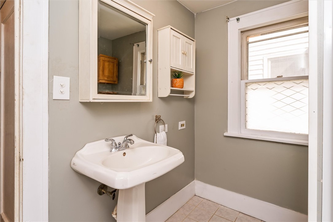 273 Benton Street Rochester, NY 14620 - Photo 25 of 30