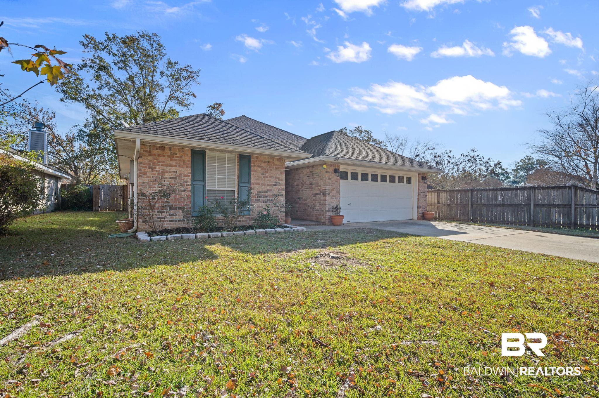 100 Davison Loop Fairhope, AL 36532 - Photo 2 of 29 Gallery Image 2