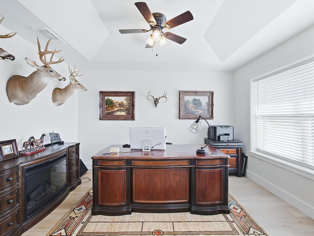 3914 Alamo Road Bowie, TX 76230 - Photo 7 of 40 Gallery Image 7