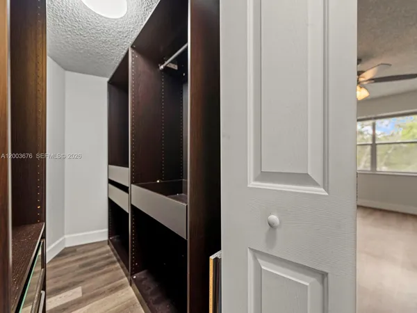 $2,000 | 4235 North University Drive, Unit 312, Sunrise, FL 33351