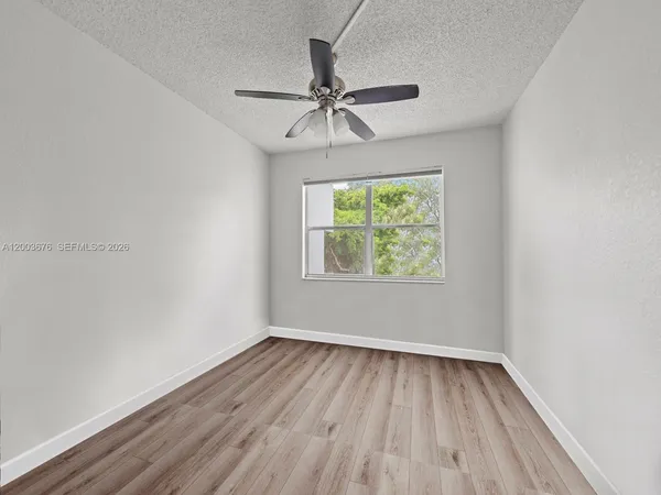 $2,000 | 4235 North University Drive, Unit 312, Sunrise, FL 33351