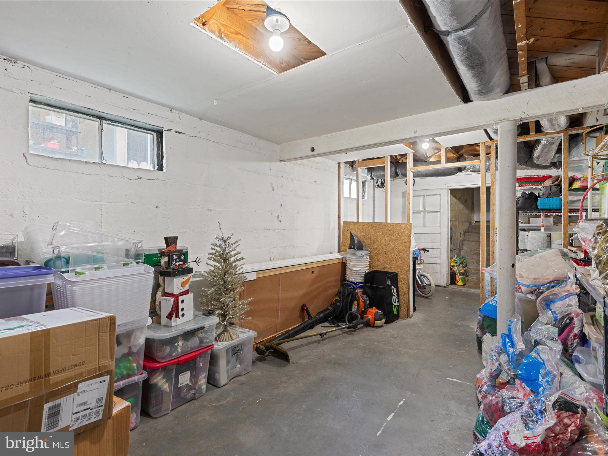 702 Braxton Road Front Royal, VA 22630 - Photo 30 of 61 a living room with furniture and a couch