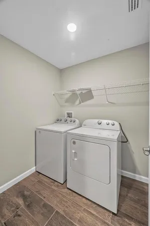 $2,900 | 574 Northwest Bayshore Boulevard, Port St. Lucie, FL 34983