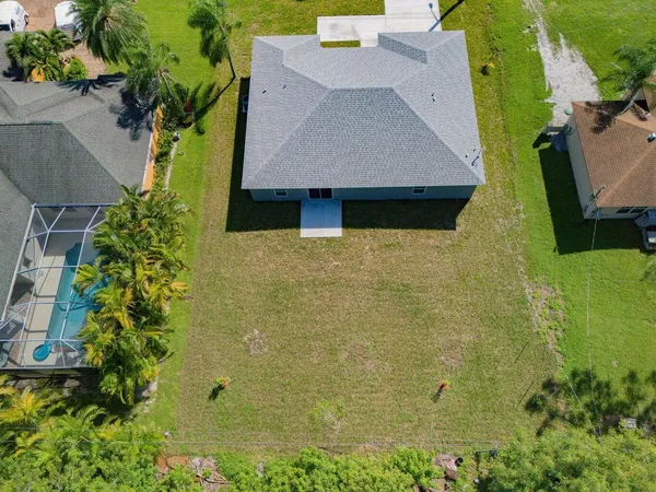 $2,900 | 574 Northwest Bayshore Boulevard, Port St. Lucie, FL 34983