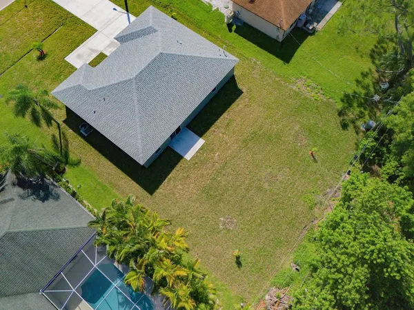 $2,900 | 574 Northwest Bayshore Boulevard, Port St. Lucie, FL 34983