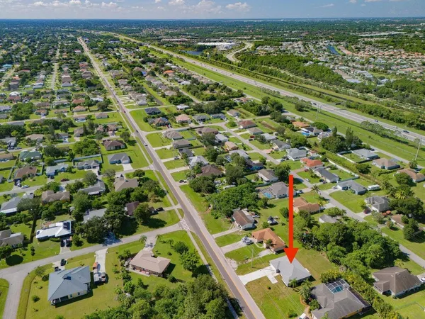 $2,900 | 574 Northwest Bayshore Boulevard, Port St. Lucie, FL 34983