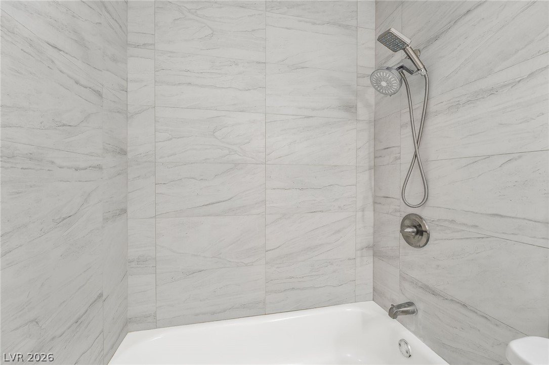2186 East Desert Inn Road, Unit 2186 Las Vegas, NV 89169 - Photo 19 of 31