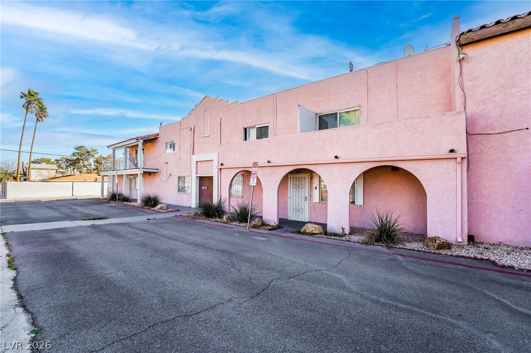 2186 East Desert Inn Road, Unit 2186 Las Vegas, NV 89169 - Photo 30 of 31