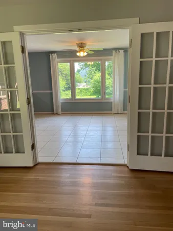 $3,200 | 21 East Loudoun Street, Round Hill, VA 20141