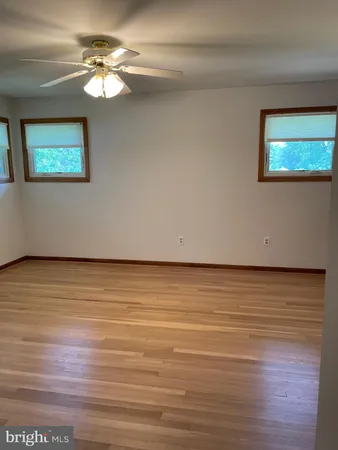 $3,200 | 21 East Loudoun Street, Round Hill, VA 20141