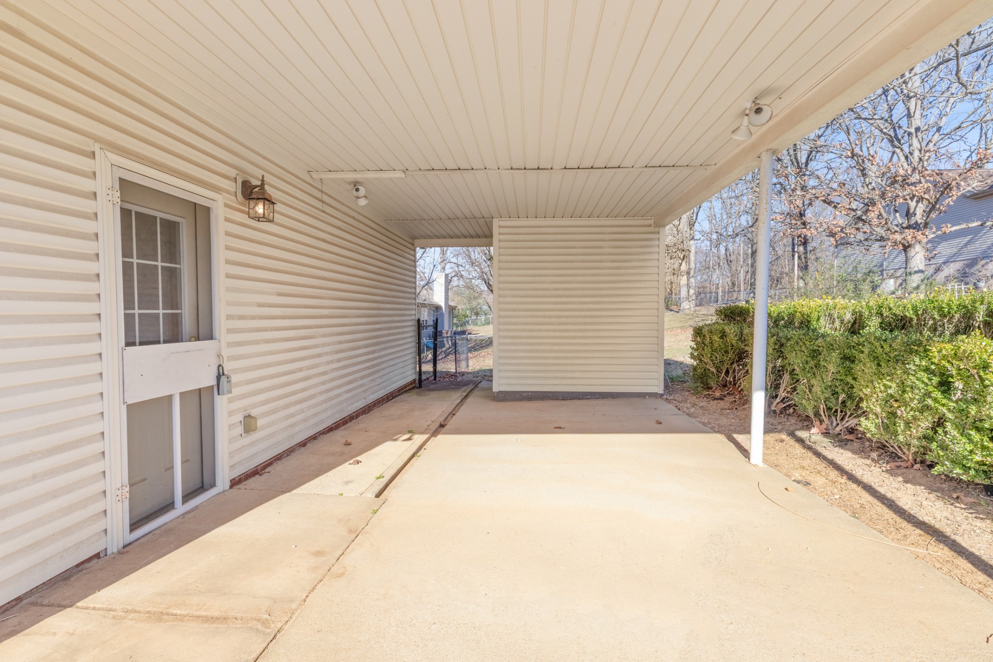 101 Garden View Court Dickson, TN 37055 - Photo 27 of 33 a view of backyard of house