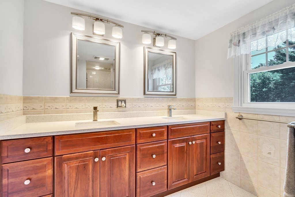 57 Carl Road Holliston, MA 01746 - Photo 27 of 42 Gallery Image 27